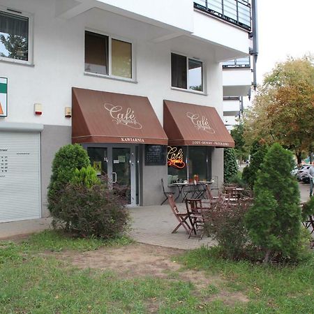 Apartament 69 Metro Apartman Varsó Kültér fotó
