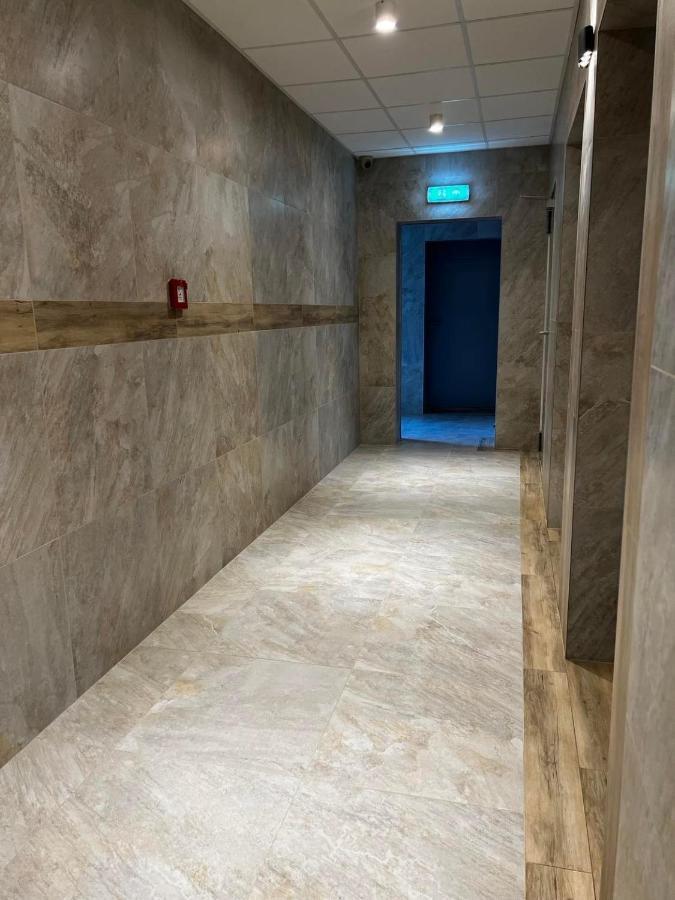 Apartament 69 Metro Apartman Varsó Kültér fotó