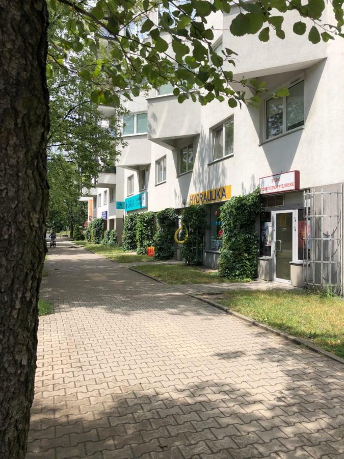 Apartament 69 Metro Apartman Varsó Kültér fotó