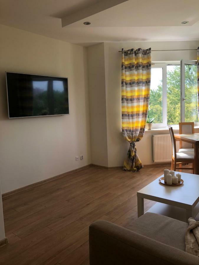 Apartament 69 Metro Apartman Varsó Kültér fotó