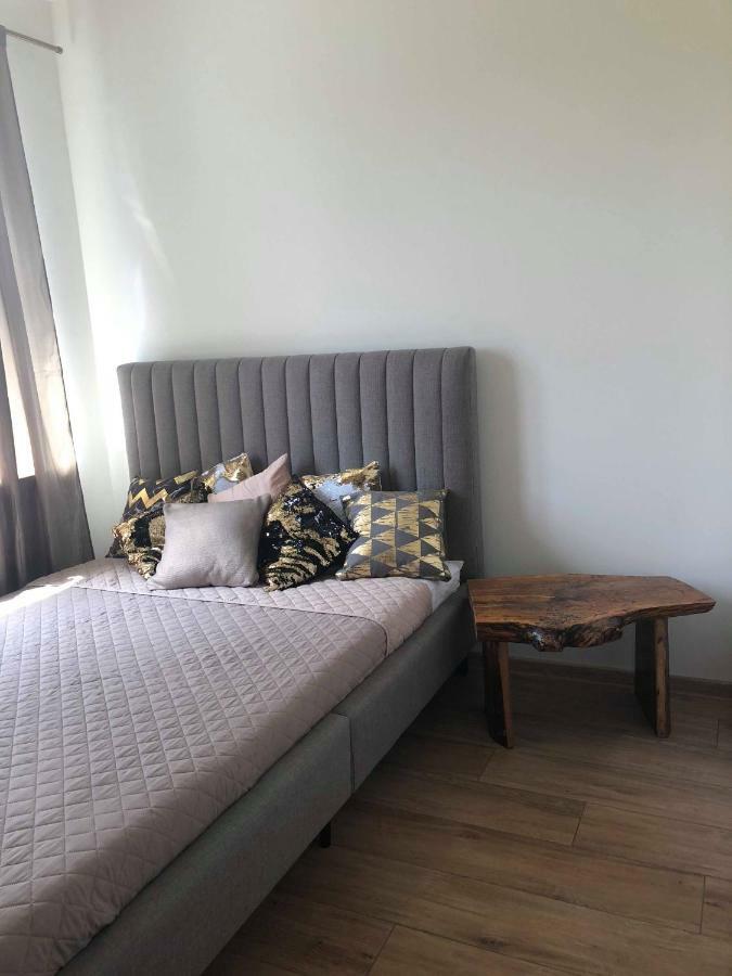 Apartament 69 Metro Apartman Varsó Kültér fotó