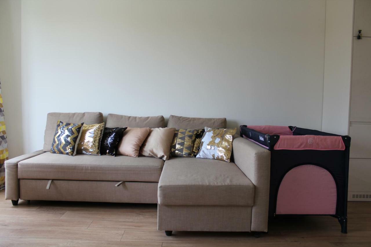 Apartament 69 Metro Apartman Varsó Kültér fotó