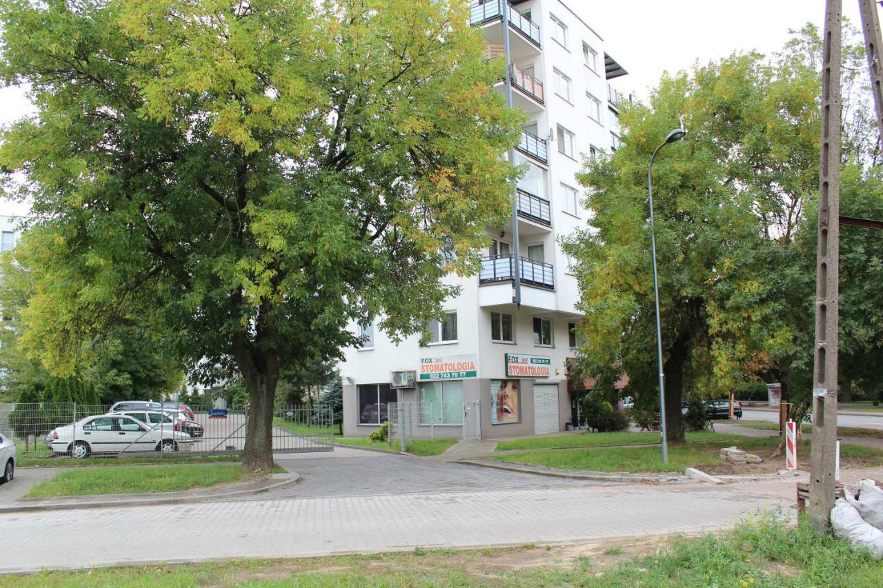Apartament 69 Metro Apartman Varsó Kültér fotó