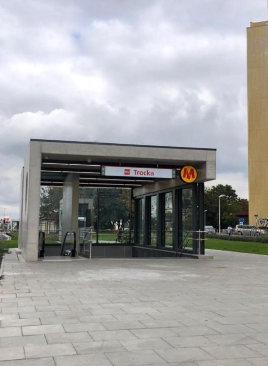 Apartament 69 Metro Apartman Varsó Kültér fotó